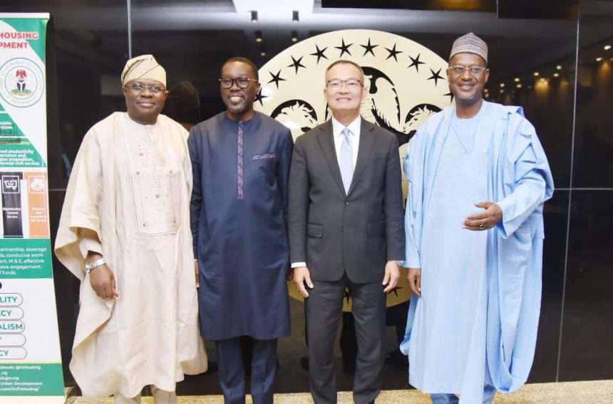 The Federal Government has joined forces with the World Bank to tackle the pressing issue of unregistered land in Nigeria.