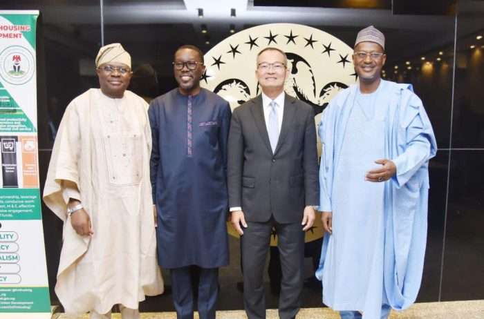 The Federal Government has joined forces with the World Bank to tackle the pressing issue of unregistered land in Nigeria.