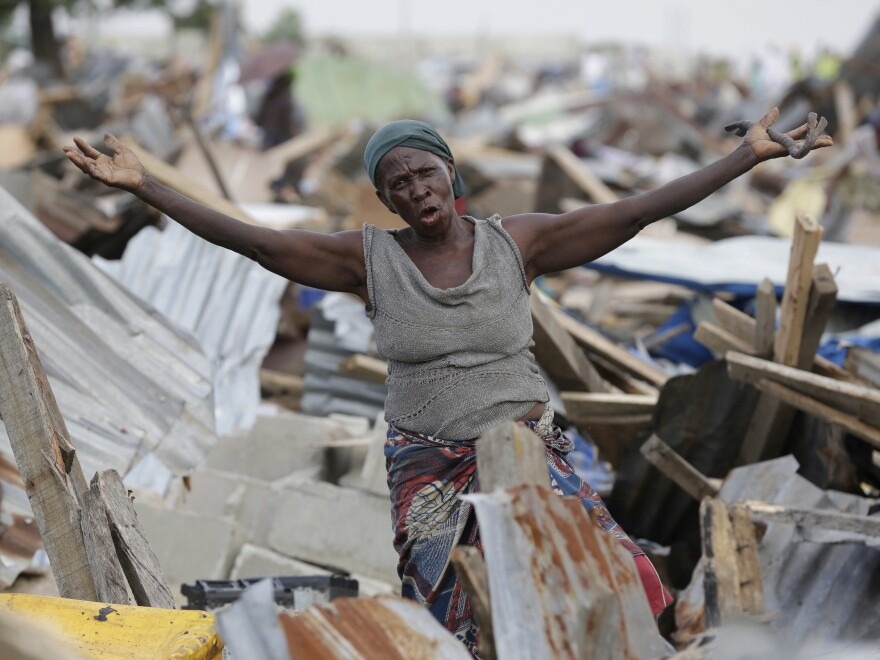 No fewer than 800 Ebonyi State indigenes, displaced after their homes were demolished in Ilaje village, have returned to Abakaliki.